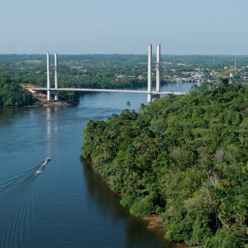 Fleuve Oyapock et vue sur le pont