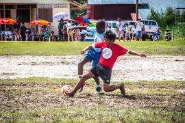 marche_artisanal_maroni_guyane_-_juin_2015_c_c._berthier-4.jpg